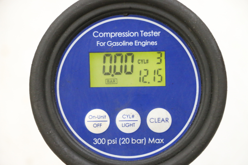 photo de MOTOR YAMAHA FJR ABS 1300 (2006 - 2012) - Estado de la superficie y material