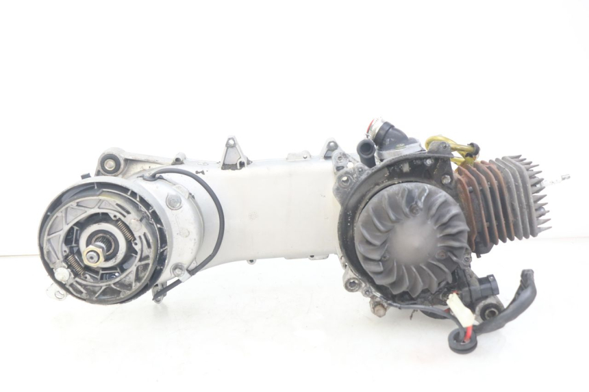 photo de MOTOR PIAGGIO FLY 2T 50 (2004 - 2017)