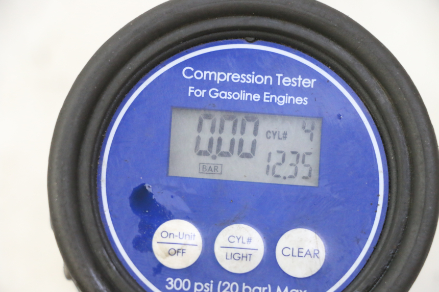 photo de MOTOR YAMAHA FZ6 N FAZER 600 (2004 - 2006)