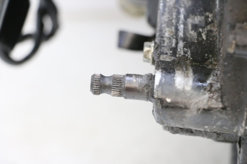 photo de MOTOR KAWASAKI GPZ RX 1000 (1986 - 1988) - Otra vista del artículo