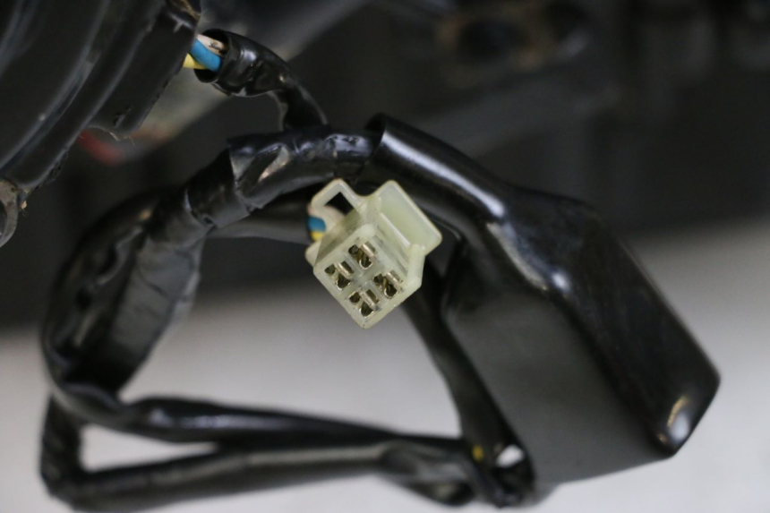 photo de MOTOR KAWASAKI GPZ RX 1000 (1986 - 1988) - Vista principal