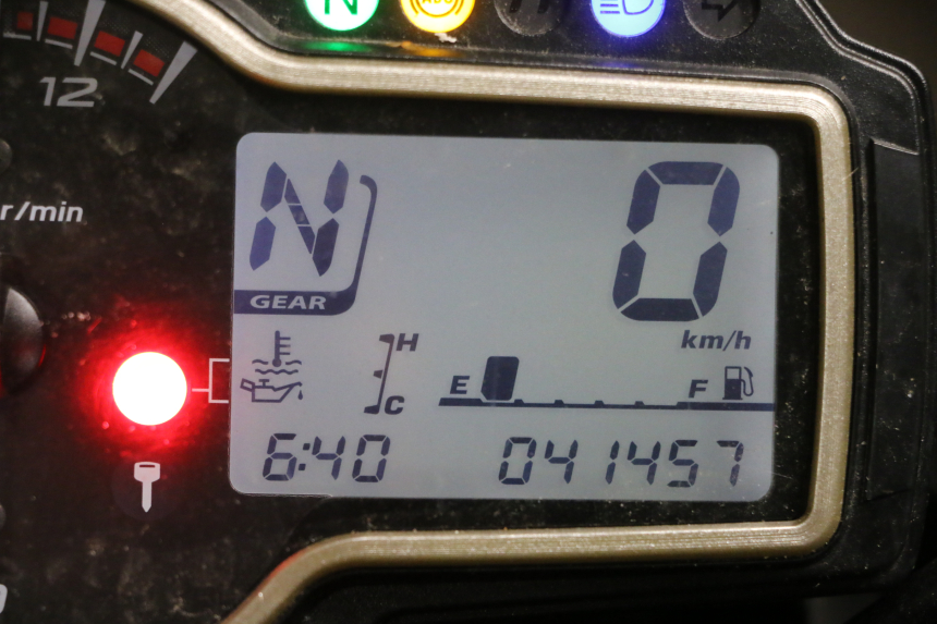 photo de MOTOR SUZUKI GSR 750 (2011 - 2017)