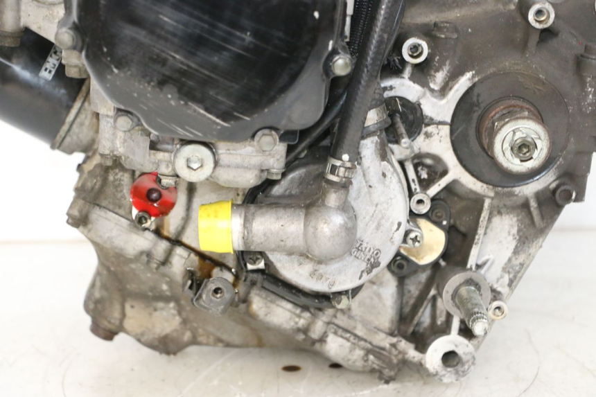 photo de MOTOR SUZUKI GSXR GSX-R 1000 (2003 - 2004) - Zoom sobre los componentes