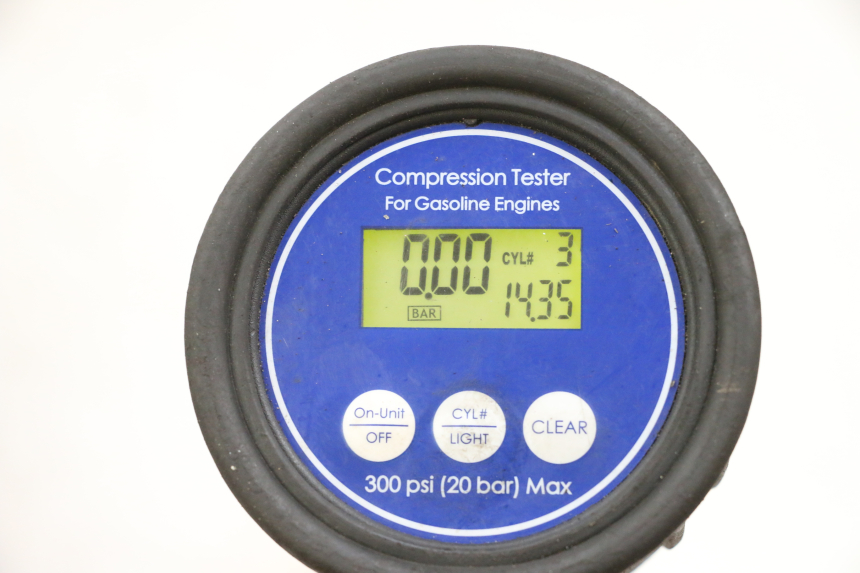 photo de MOTOR SUZUKI GSXR GSX-R 1000 (2003 - 2004) - Estado de la superficie y material