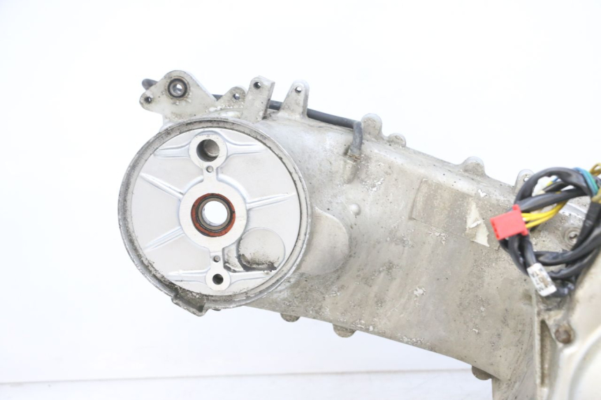 photo de MOTOR SYM GTS EVO 125 (2009 - 2013) - Enfoque en la estructura