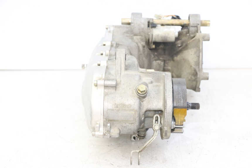 photo de MOTOR YAMAHA JOG R 50 (2004 - 2014)