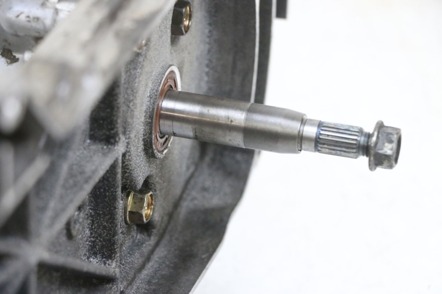 photo de MOTOR PEUGEOT KISBEE 4T 50 (2010 - 2017) - Ángulo de visión alternativo