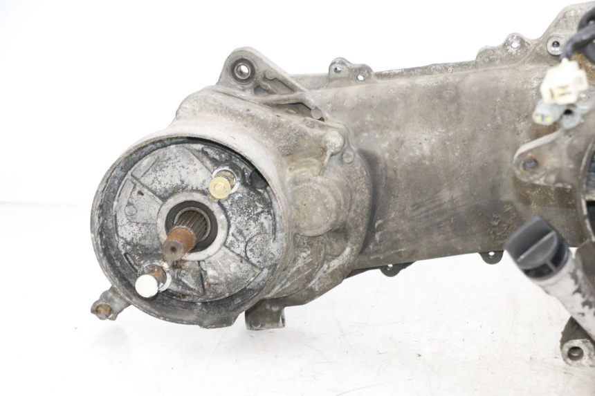 photo de MOTOR PEUGEOT KISBEE 4T 50 (2018 - 2022) - Primer plano de alta resolución