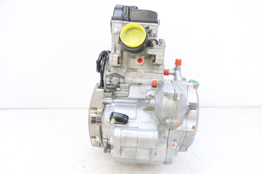 photo de MOTOR KAWASAKI KXF KX-F 250 (2017 - 2019) - Enfoque en la estructura