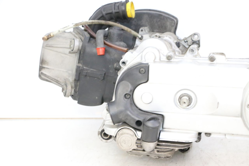 photo de MOTOR PIAGGIO LXV 4T 50 (2009 - 2013)