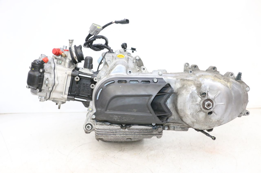 photo de MOTOR PIAGGIO MP3 HPE 300 (2019 - 2026) - Otra vista del artículo