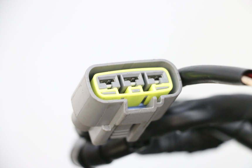 photo de MOTOR PIAGGIO MP3 HPE 300 (2019 - 2026) - Estado de la superficie y material