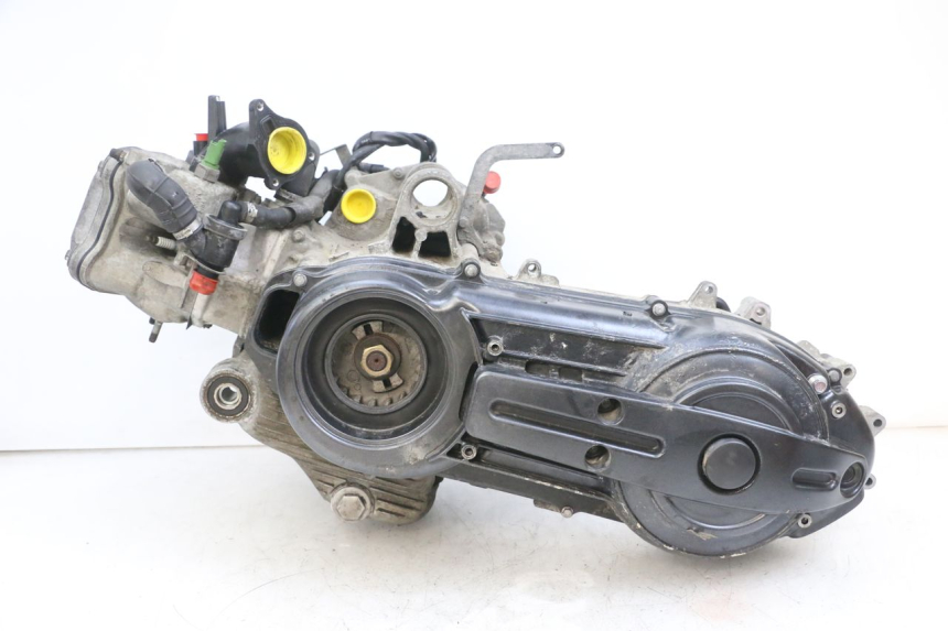 photo de MOTOR PIAGGIO MP3 LT 400 (2007 - 2012) - Detalles de los puntos de fijación