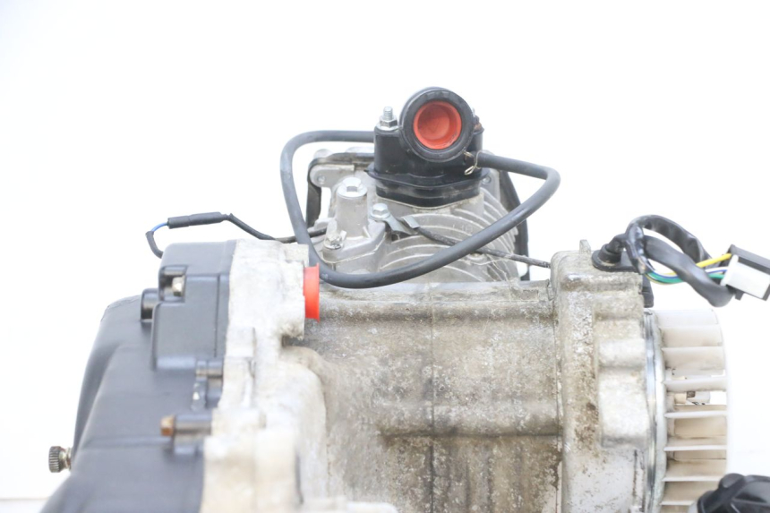 photo de MOTOR JM MOTORS OLDIES GT 4T 50 (2018 - 2025) - Detalles de los puntos de fijación