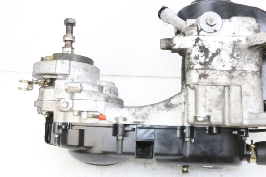 photo de MOTOR JM MOTORS OLDIES GT 4T 50 (2018 - 2025) - Otra perspectiva