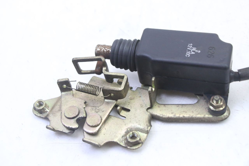 photo de CIERRE ASIENTO MOTOR SYM FIDDLE 2 S 125 (2012 - 2014)