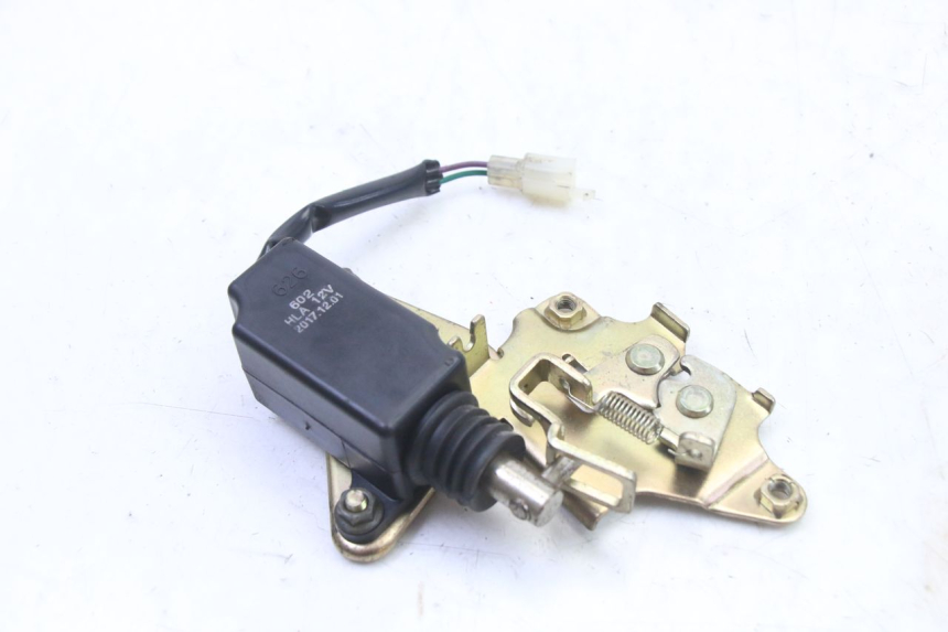 photo de MOTOR APERTURA BAÚL SYM FIDDLE 3 III 125 (2014 - 2020)