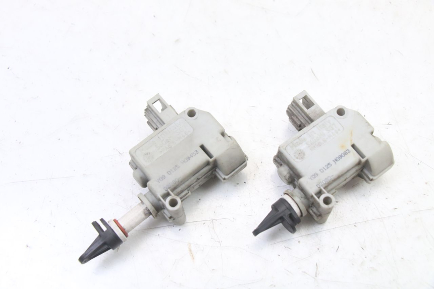 photo de MOTOR APERTURA BAÚL PIAGGIO MP3 LT 400 (2007 - 2012)