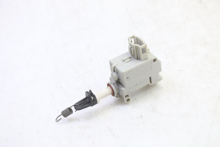 photo de CIERRE ASIENTO MOTOR PIAGGIO MP3 RL 250 (2007 - 2010)
