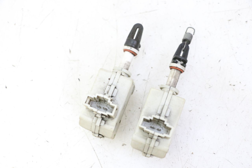 photo de CIERRE ASIENTO MOTOR PIAGGIO MP3 500 (2011 - 2015)