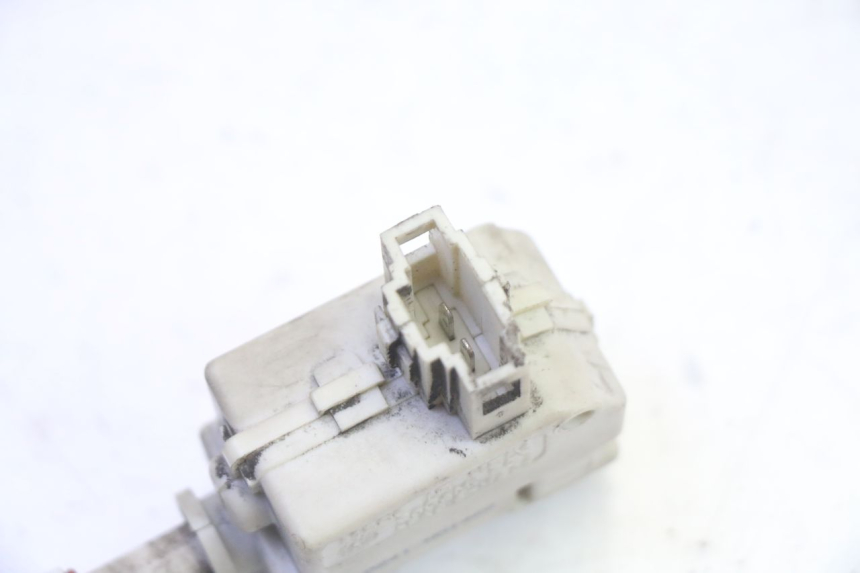 photo de MOTOR APERTURA BAÚL PIAGGIO MP3 125 (2006 - 2014)