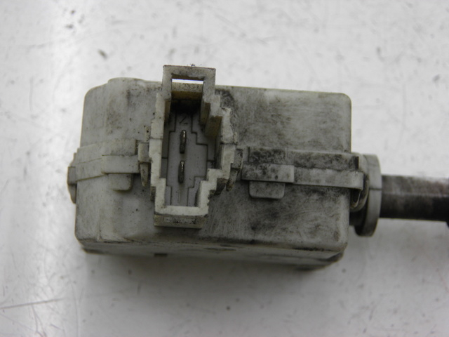 photo de CIERRE ASIENTO MOTOR PIAGGIO MP3 RL 125 (2006 - 2014)