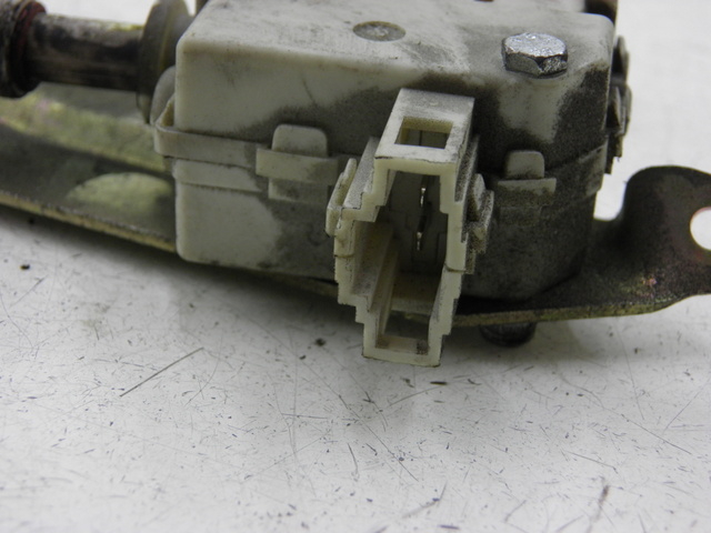 photo de MOTOR APERTURA BAÚL PIAGGIO X9 EVOLUTION 125 (2003 - 2007)