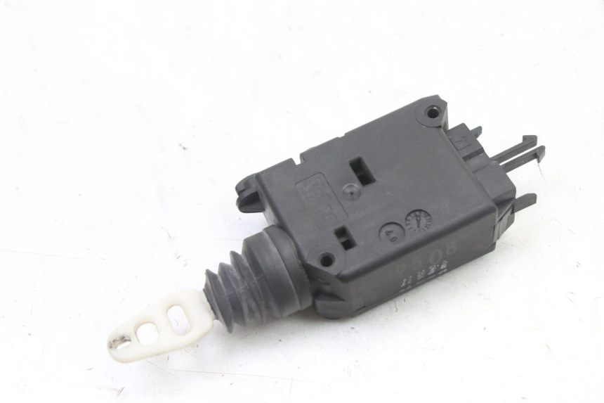 photo de MOTOR APERTURA BAÚL PEUGEOT SATELIS COMPRESSOR K15 125 (2006 - 2009)