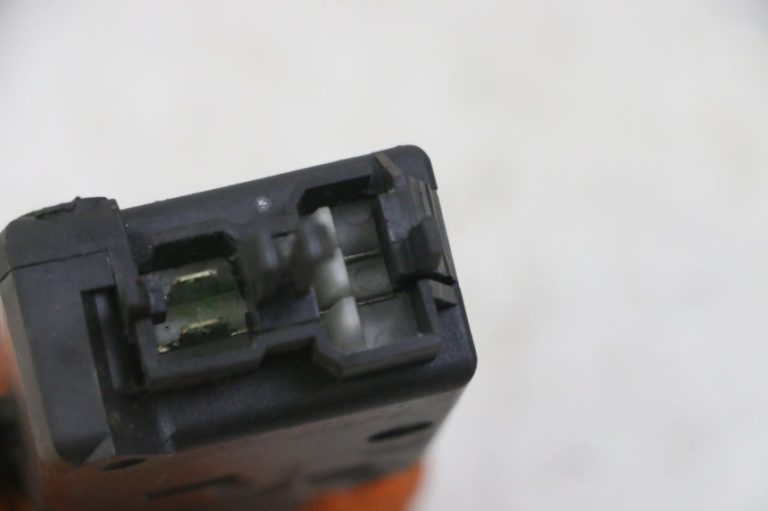 photo de CIERRE ASIENTO MOTOR PEUGEOT SATELIS 125 (2013 - 2018)