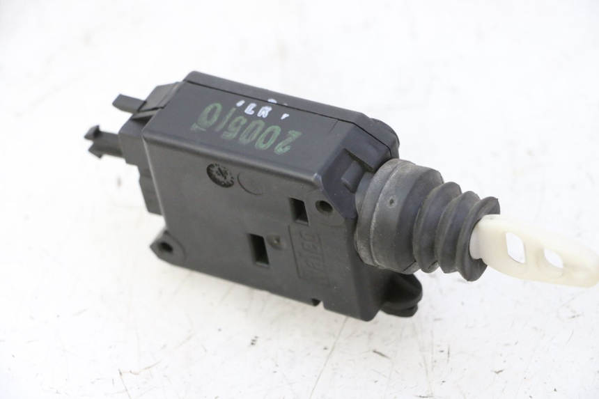 photo de MOTOR APERTURA BAÚL PEUGEOT SATELIS 125 (2006 - 2009)