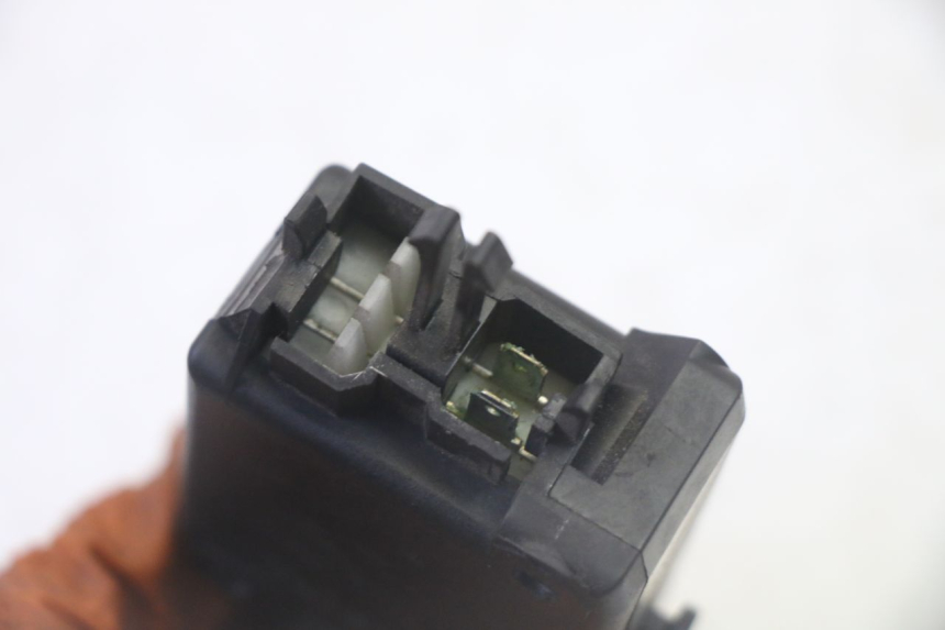 photo de CIERRE ASIENTO MOTOR PEUGEOT SATELIS 125 (2013 - 2018)