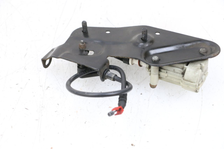 photo de CIERRE ASIENTO MOTOR PIAGGIO VESPA GTS SUPER IE 125 (2009 - 2016) - Zoom estado de uso