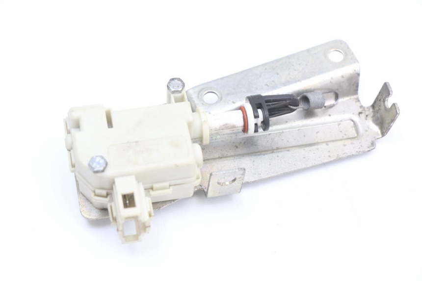 photo de MOTOR APERTURA BAÚL PIAGGIO X10 125 (2012 - 2017)