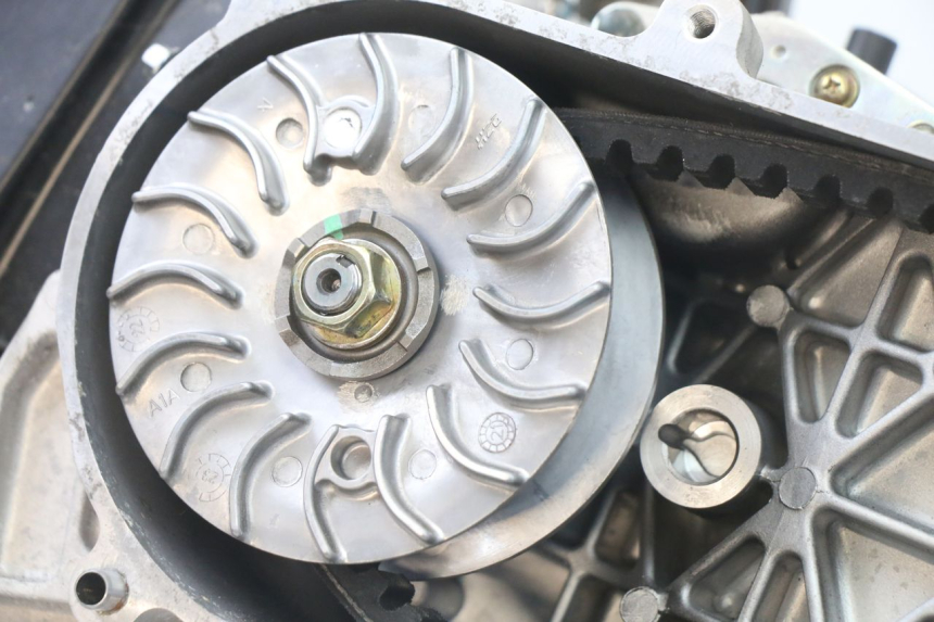 photo de MOTOR PEUGEOT TWEET 4T 50 (2023 - 2025)