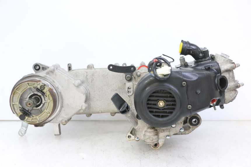photo de MOTOR PEUGEOT TWEET 4T 50 (2014 - 2019)