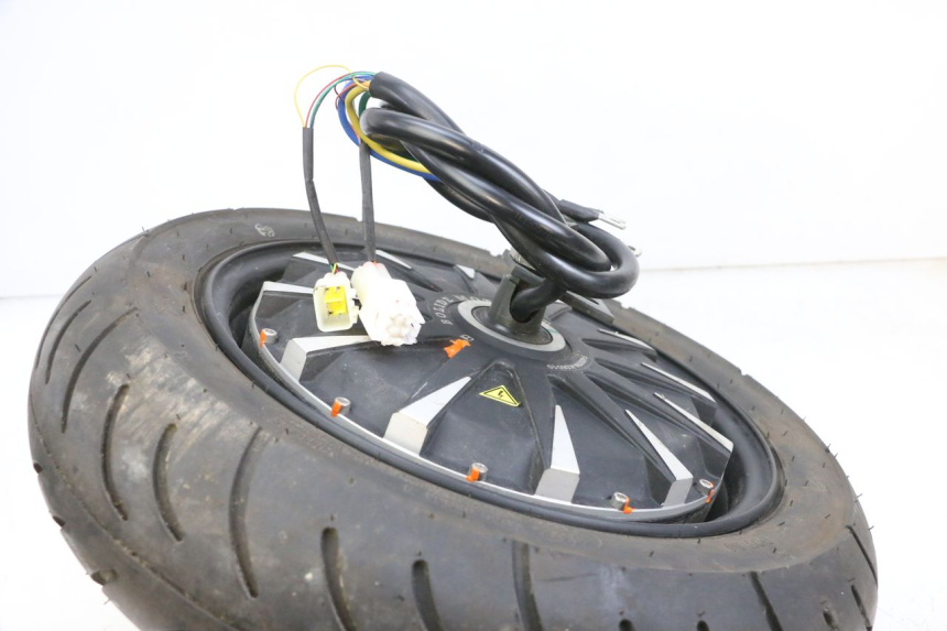 photo de MOTOR EFUN PUSA 1 - Zoom estado de uso