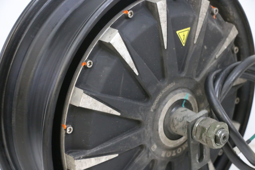 photo de MOTOR EFUN PUSA 1 - Otra vista del artículo