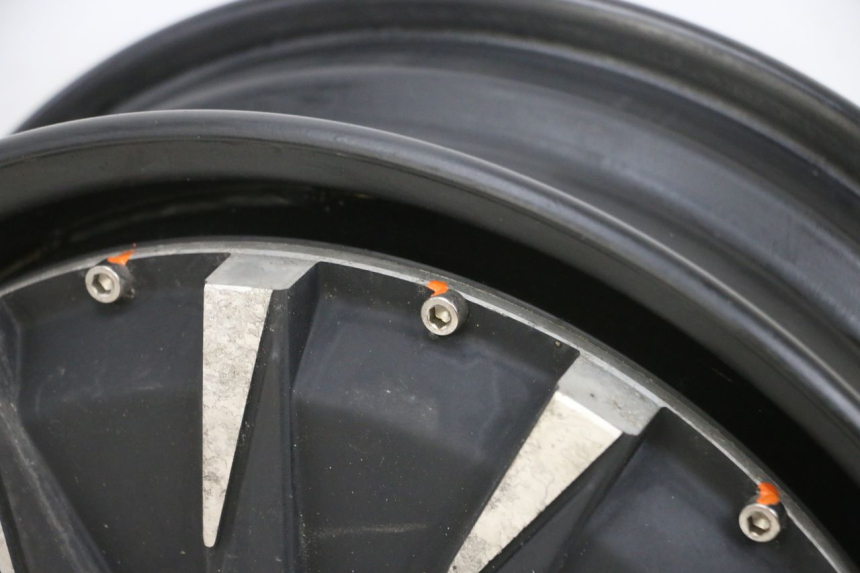 photo de MOTOR EFUN PUSA 1 - Inspección visual detallada