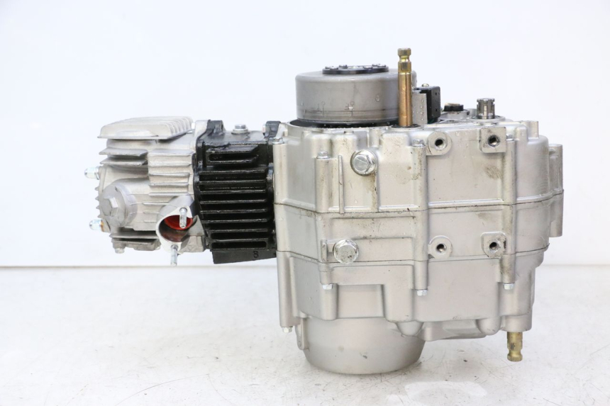 photo de MOTOR APOLLO RFZ 125