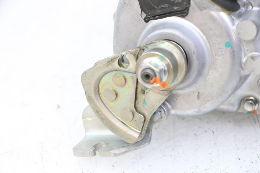 photo de MOTOR ROLL LOCK PIAGGIO MP3 HPE 310 (2024 - 2025)