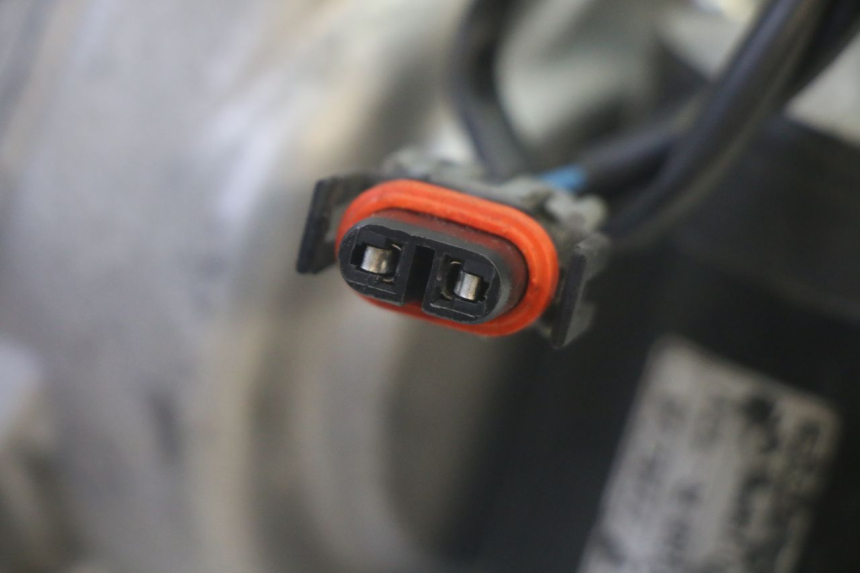 photo de MOTOR ROLL LOCK PIAGGIO MP3 HPE 350 (2018 - 2020) - Vista general del producto