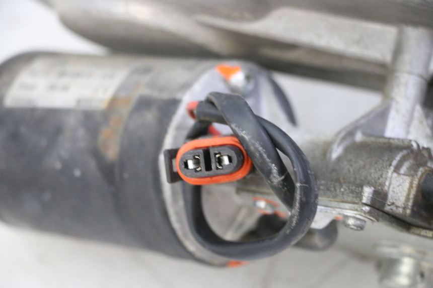 photo de MOTOR DE BLOQUEO DE RODILLO PIAGGIO MP3 RL 250 (2007 - 2010)