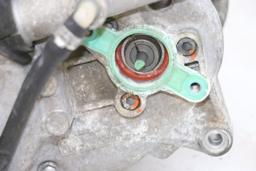 photo de MOTOR DE BLOQUEO DE RODILLO PIAGGIO MP3 RL 250 (2007 - 2010) - Otra vista del artículo