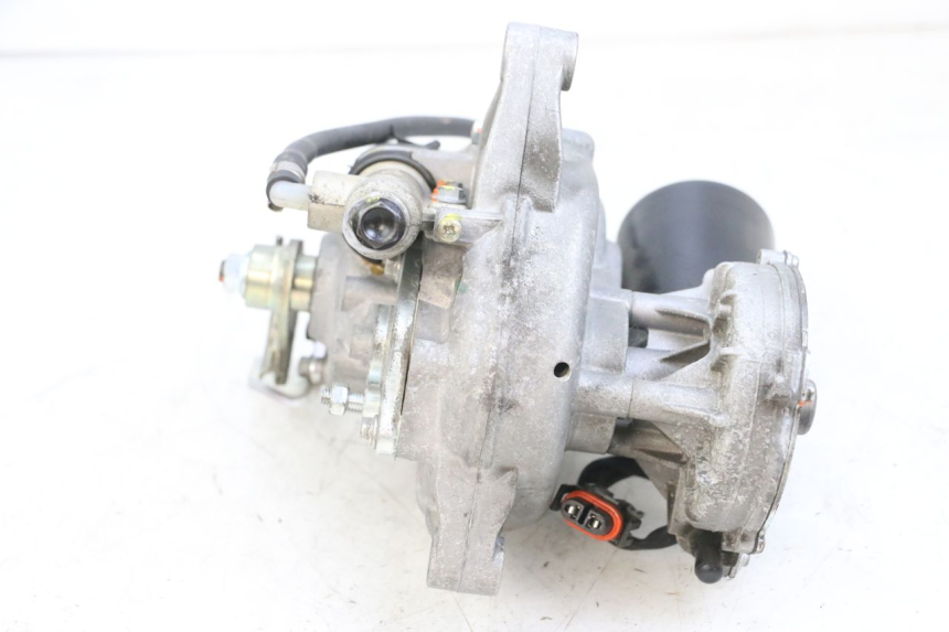 photo de MOTOR ROLL LOCK PIAGGIO MP3 500 (2016 - 2018) - Zoom sobre los componentes