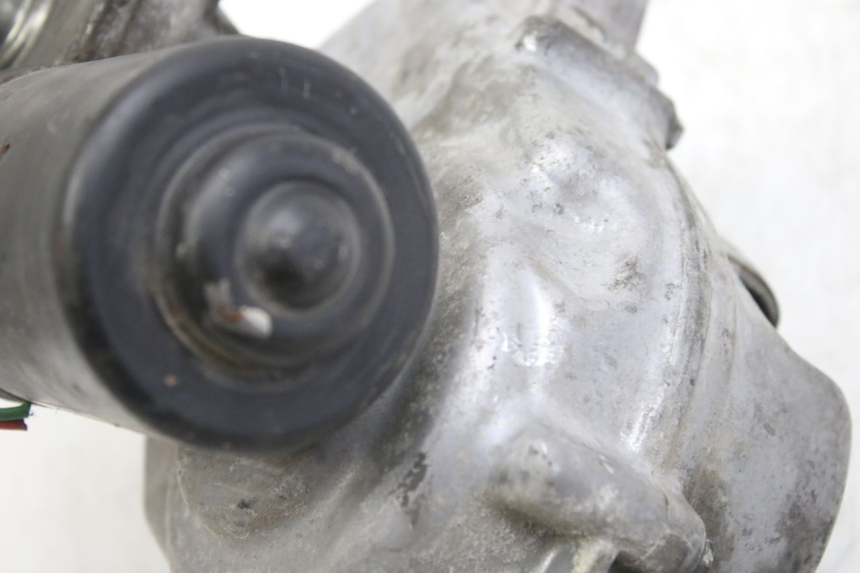 photo de MOTOR DE BLOQUEO DE RODILLO PIAGGIO MP3 RL 250 (2007 - 2010)