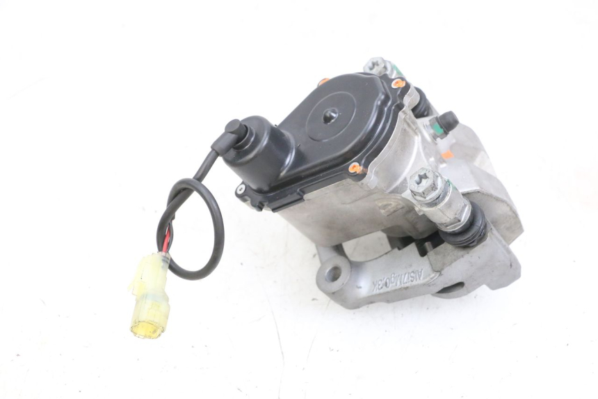 photo de MOTOR ROLL LOCK YAMAHA TRICITY 300 (2020 - 2024) - Recambio usado revisado