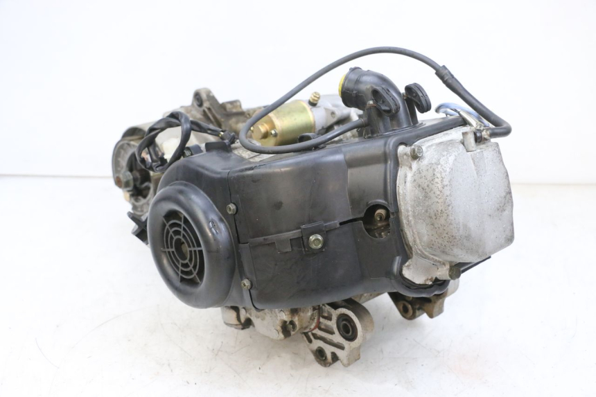 photo de MOTOR TNT MOTOR ROMA 10' 4T 50 (2019 - 2022) - Enfoque en la estructura