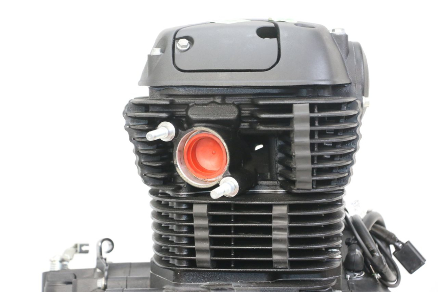 photo de MOTOR ROYAL ENFIELD SCRAM 411 (2022 - 2024)