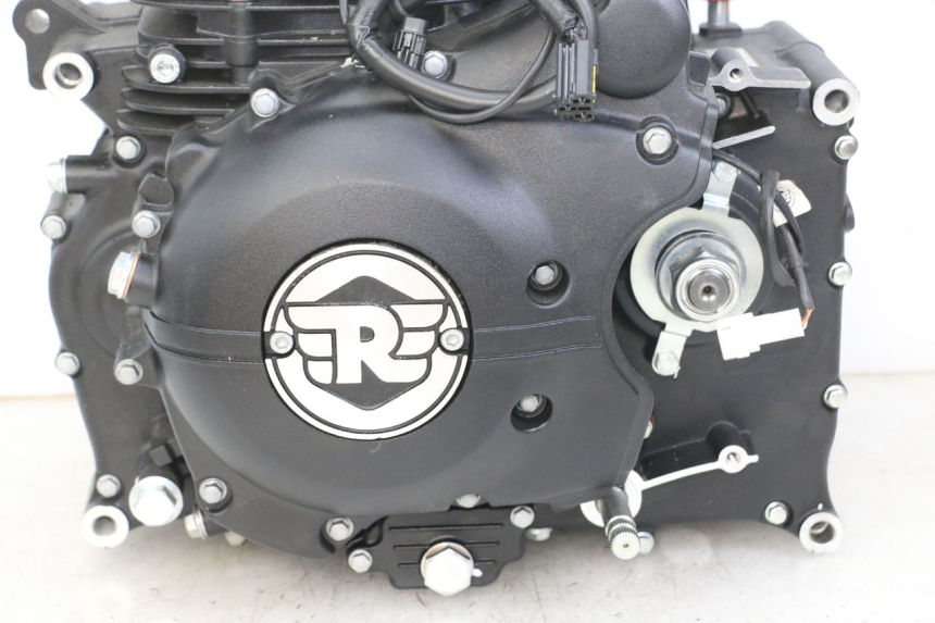 photo de MOTOR ROYAL ENFIELD SCRAM 411 (2022 - 2024)