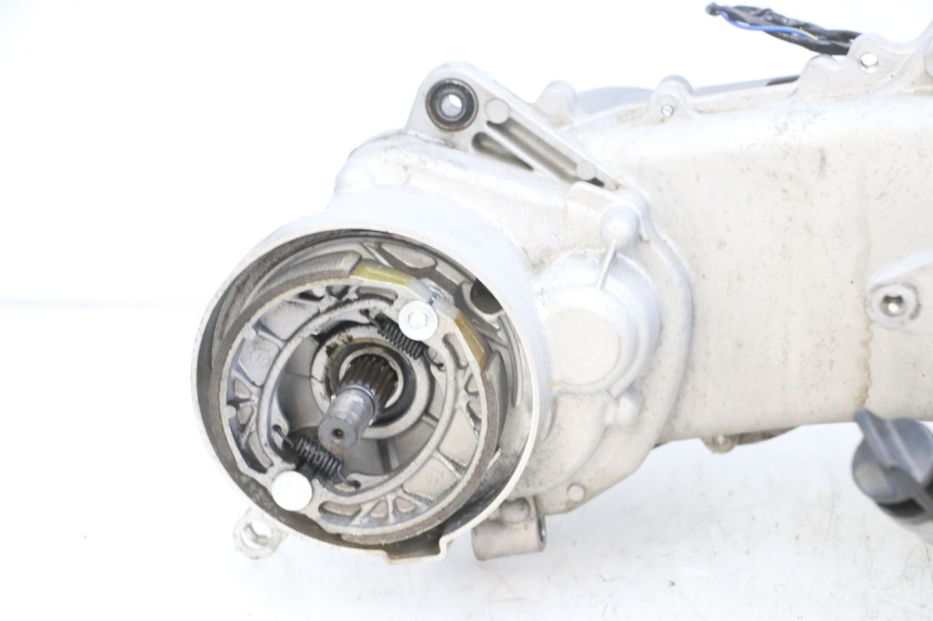 photo de MOTOR JM MOTORS SANTANA EVO 50 (2024 - 2026) - Zoom sobre los componentes